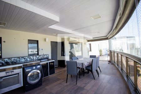 Apartamento para alugar com 200m², 3 quartos e 3 vagasVaranda Gourmet