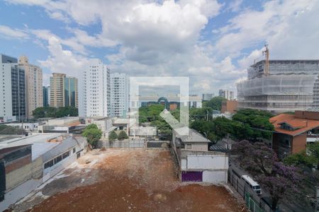 Vista Sala de apartamento para alugar com 1 quarto, 51m² em Indianópolis, São Paulo