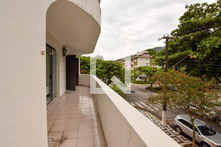 Apartamento para alugar com 100m², 2 quartos e 1 vagaVaranda da Sala