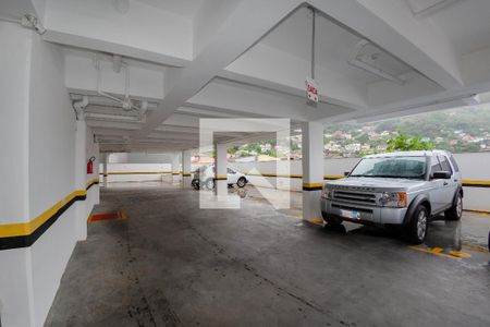 Apartamento para alugar com 40m², 1 quarto e 1 vaga Apartamento para alugar com 40m², 1 quarto e 1 vagaGaragem
