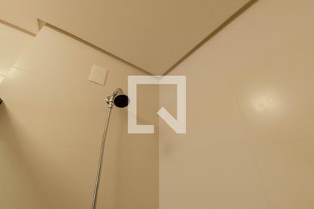 Banheiro de apartamento para alugar com 1 quarto, 40m² em Centro, Florianópolis
