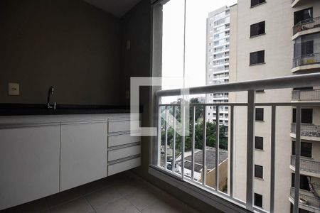 Varanda de apartamento à venda com 2 quartos, 60m² em Vila Nova Conceição, São Paulo