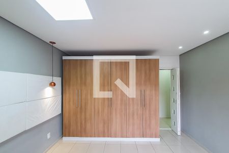 Casa à venda com 100m², 2 quartos e 2 vagas Casa à venda com 100m², 2 quartos e 2 vagasQuarto 2