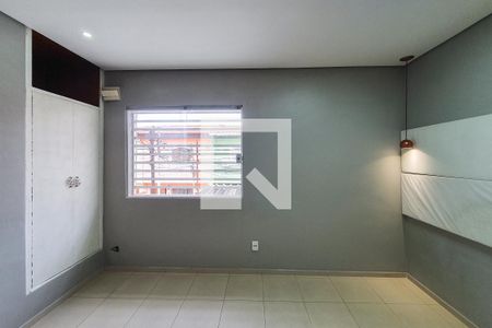 Casa à venda com 100m², 2 quartos e 2 vagas Casa à venda com 100m², 2 quartos e 2 vagasQuarto 2