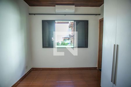 Casa à venda com 4 quartos, 230m² em Vila Guarani (z Sul), São Paulo