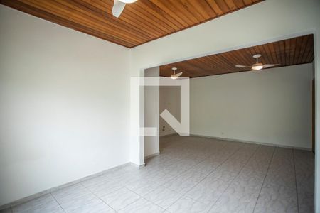 Casa à venda com 4 quartos, 230m² em Vila Guarani (z Sul), São Paulo