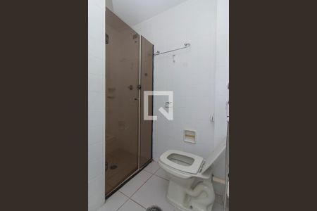 Apartamento para alugar com 128m², 3 quartos e 2 vagas Apartamento para alugar com 128m², 3 quartos e 2 vagasBanheiro Corredor