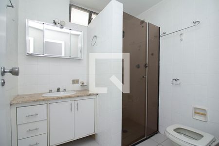 Apartamento para alugar com 128m², 3 quartos e 2 vagas Apartamento para alugar com 128m², 3 quartos e 2 vagasBanheiro Corredor