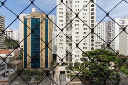 Apartamento para alugar com 128m², 3 quartos e 2 vagas Apartamento para alugar com 128m², 3 quartos e 2 vagasVista do Quarto Suíte