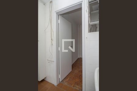 Apartamento para alugar com 128m², 3 quartos e 2 vagas Apartamento para alugar com 128m², 3 quartos e 2 vagasQuarto de Serviço