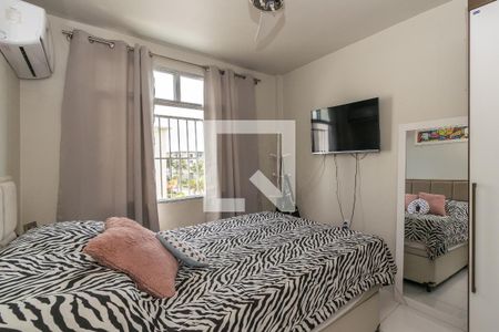 Quarto 1 de apartamento para alugar com 2 quartos, 51m² em Brás de Pina, Rio de Janeiro