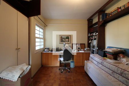 Casa à venda com 300m², 5 quartos e 3 vagasQuarto 2