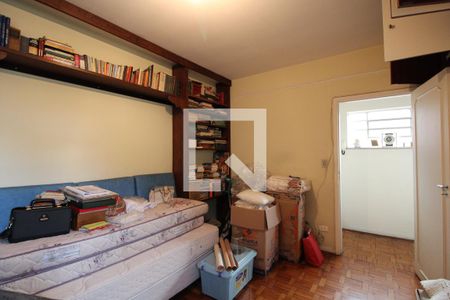Casa à venda com 300m², 5 quartos e 3 vagasQuarto 2
