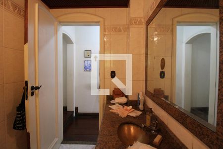 Lavabo de casa à venda com 5 quartos, 300m² em Vila Congonhas, São Paulo