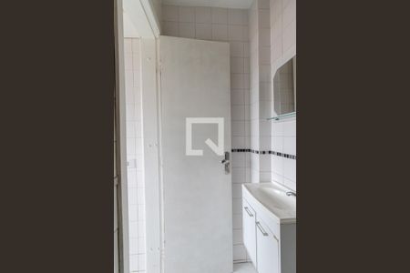 Apartamento para alugar com 83m², 3 quartos e 1 vaga Apartamento para alugar com 83m², 3 quartos e 1 vagaBanheiro de Serviço