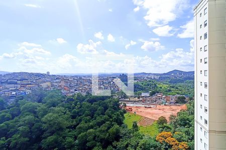 Vista varanda sala e suíte de apartamento à venda com 3 quartos, 87m² em Jardim Tupanci, Barueri