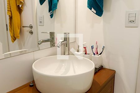 Apartamento à venda com 87m², 3 quartos e 2 vagasBanheiro social - Pia