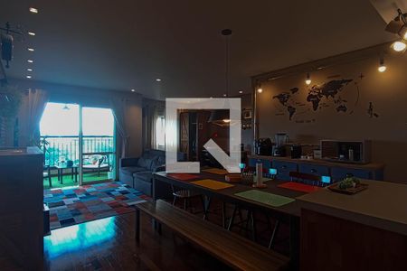 Sala de apartamento à venda com 3 quartos, 87m² em Jardim Tupanci, Barueri