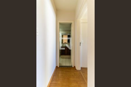 Sala - Corredor de apartamento para alugar com 2 quartos, 50m² em Cerqueira César, São Paulo