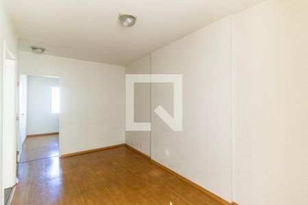 Sala de apartamento para alugar com 2 quartos, 50m² em Cerqueira César, São Paulo