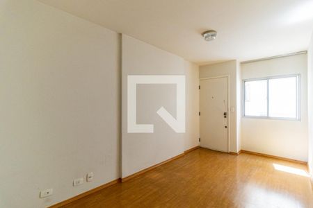Sala de apartamento para alugar com 2 quartos, 50m² em Cerqueira César, São Paulo