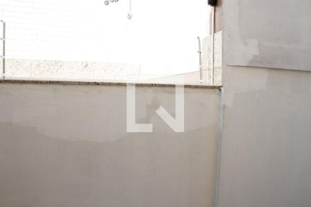 Quarto 01 - Janela de apartamento para alugar com 3 quartos, 100m² em Méier, Rio de Janeiro