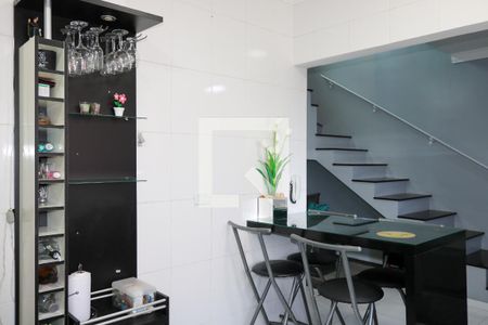 Apartamento à venda com 146m², 2 quartos e 2 vagasCozinha