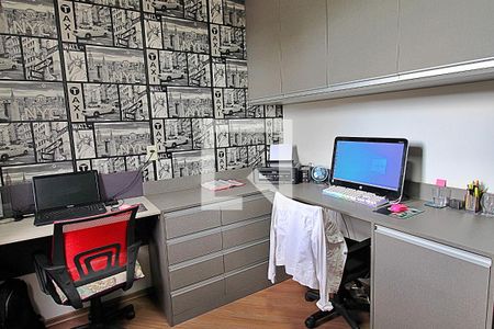 Quarto 2 de apartamento para alugar com 2 quartos, 47m² em Parque São Vicente, Mauá