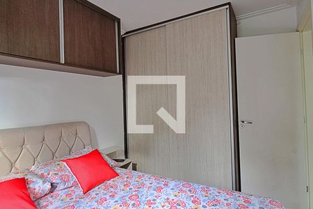 Quarto 1 de apartamento para alugar com 2 quartos, 47m² em Parque São Vicente, Mauá
