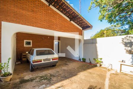 Casa à venda com 220m², 3 quartos e 2 vagasGaragem