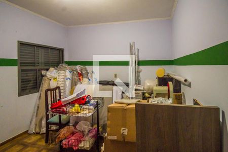 Casa à venda com 220m², 3 quartos e 2 vagasQuarto 2