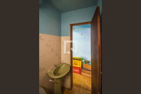 Casa à venda com 220m², 3 quartos e 2 vagasBanheiro da Edicula