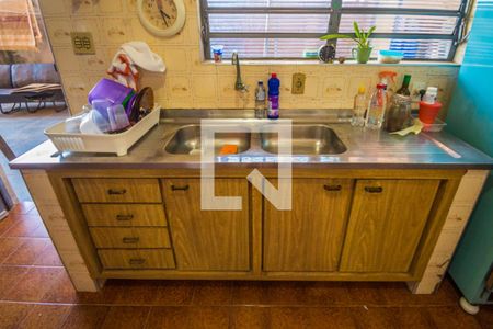 Casa à venda com 220m², 3 quartos e 2 vagasCozinha