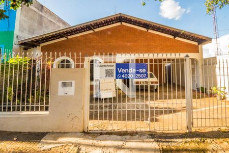 Casa à venda com 220m², 3 quartos e 2 vagasPlaquinha