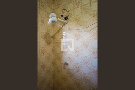 Casa à venda com 220m², 3 quartos e 2 vagasBanheiro