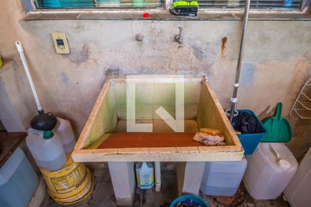 Casa à venda com 220m², 3 quartos e 2 vagasÁrea de Serviço