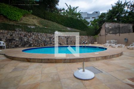 Apartamento para alugar com 93m², 2 quartos e 1 vaga Apartamento para alugar com 93m², 2 quartos e 1 vagaÁrea comum - Piscina