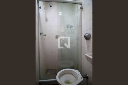 Apartamento para alugar com 93m², 2 quartos e 1 vaga Apartamento para alugar com 93m², 2 quartos e 1 vagaBanheiro de Serviço