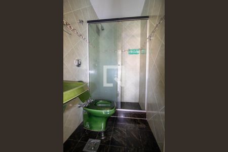 Apartamento para alugar com 93m², 2 quartos e 1 vaga Apartamento para alugar com 93m², 2 quartos e 1 vagaBanheiro Social