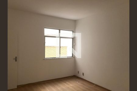 Sala de apartamento à venda com 3 quartos, 67m² em Zumbi, Rio de Janeiro