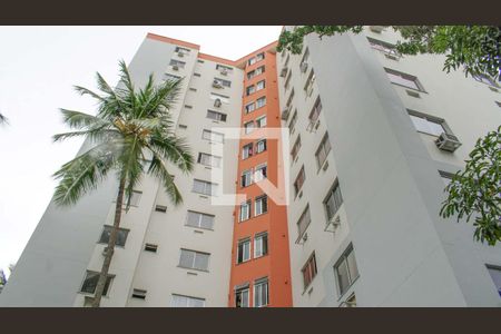 Apartamento para alugar com 50m², 2 quartos e 1 vagaFachada