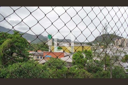 Vista da Sala de apartamento para alugar com 2 quartos, 50m² em Anil, Rio de Janeiro