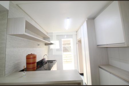 Apartamento à venda com 65m², 2 quartos e 1 vagaCozinha