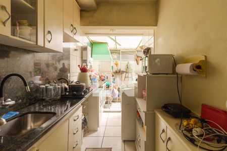 Casa de condomínio à venda com 77m², 3 quartos e 2 vagasCozinha