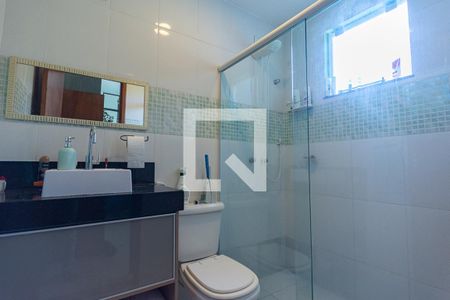 Casa à venda com 180m², 3 quartos e 2 vagasBanheiro 