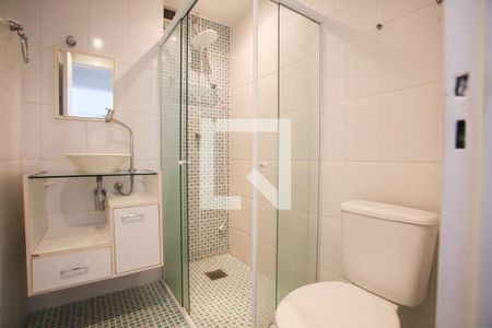Banheiro Social de apartamento para alugar com 2 quartos, 60m² em Tanque, Rio de Janeiro