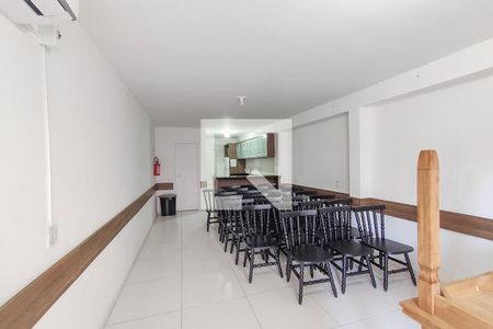 Apartamento para alugar com 39m², 1 quarto e sem vaga Apartamento para alugar com 39m², 1 quarto e sem vagaÁrea comum - Salão de festas