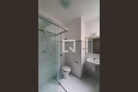 Casa à venda com 120m², 3 quartos e 1 vagaBanheiro