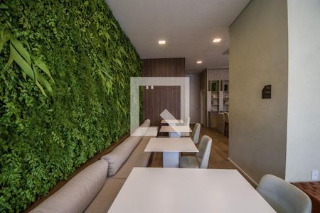 Apartamento à venda com 107m², 3 quartos e 2 vagas Apartamento à venda com 107m², 3 quartos e 2 vagasÁrea comum - Salão de festas