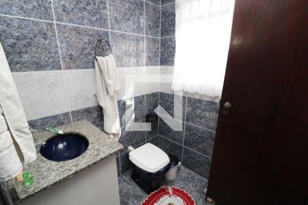 Casa para alugar com 220m², 3 quartos e 6 vagasBanheiro suite 2